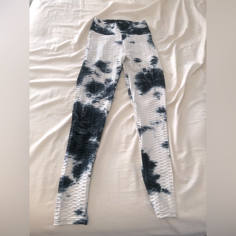 Forever 21 Athletic leggings M NWT
